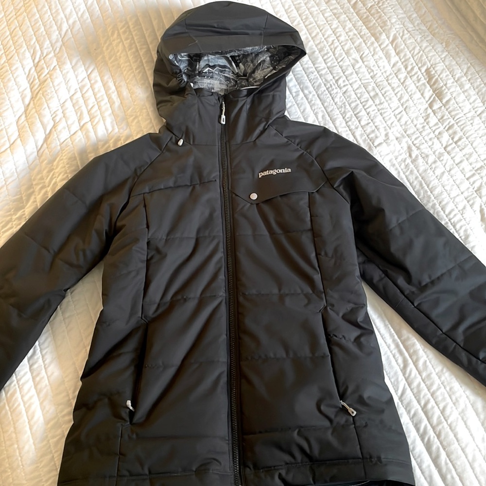 Womens Patagonia winter jacket.